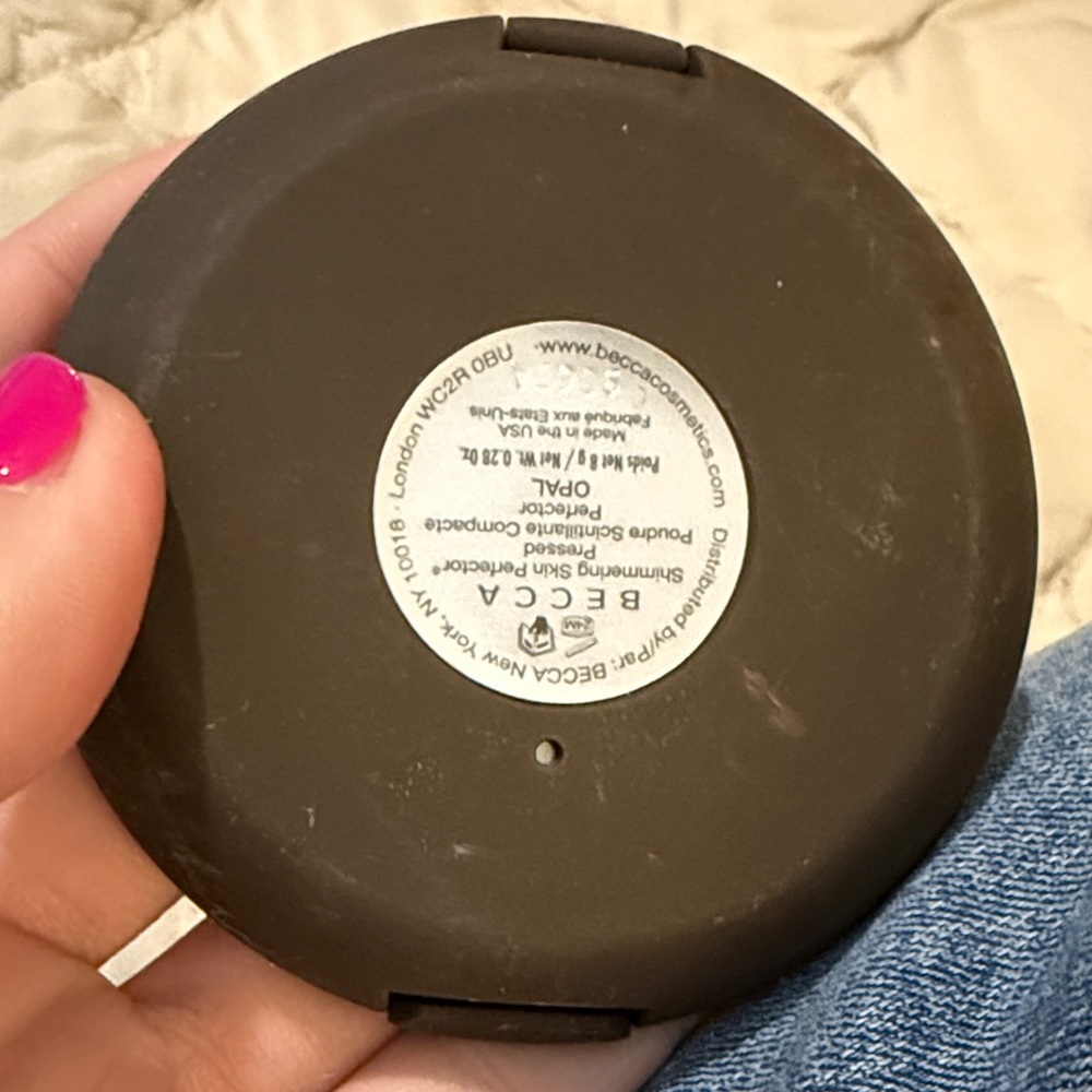 BECCA Compact in Dark Brown
